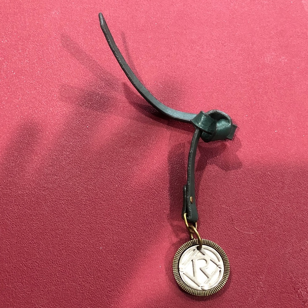 RELIC METAL KEY FOB BAG CHARM KEYCHAIN HANGTAG TAG GREEN STRAP BRASS&SILVERCOLOR